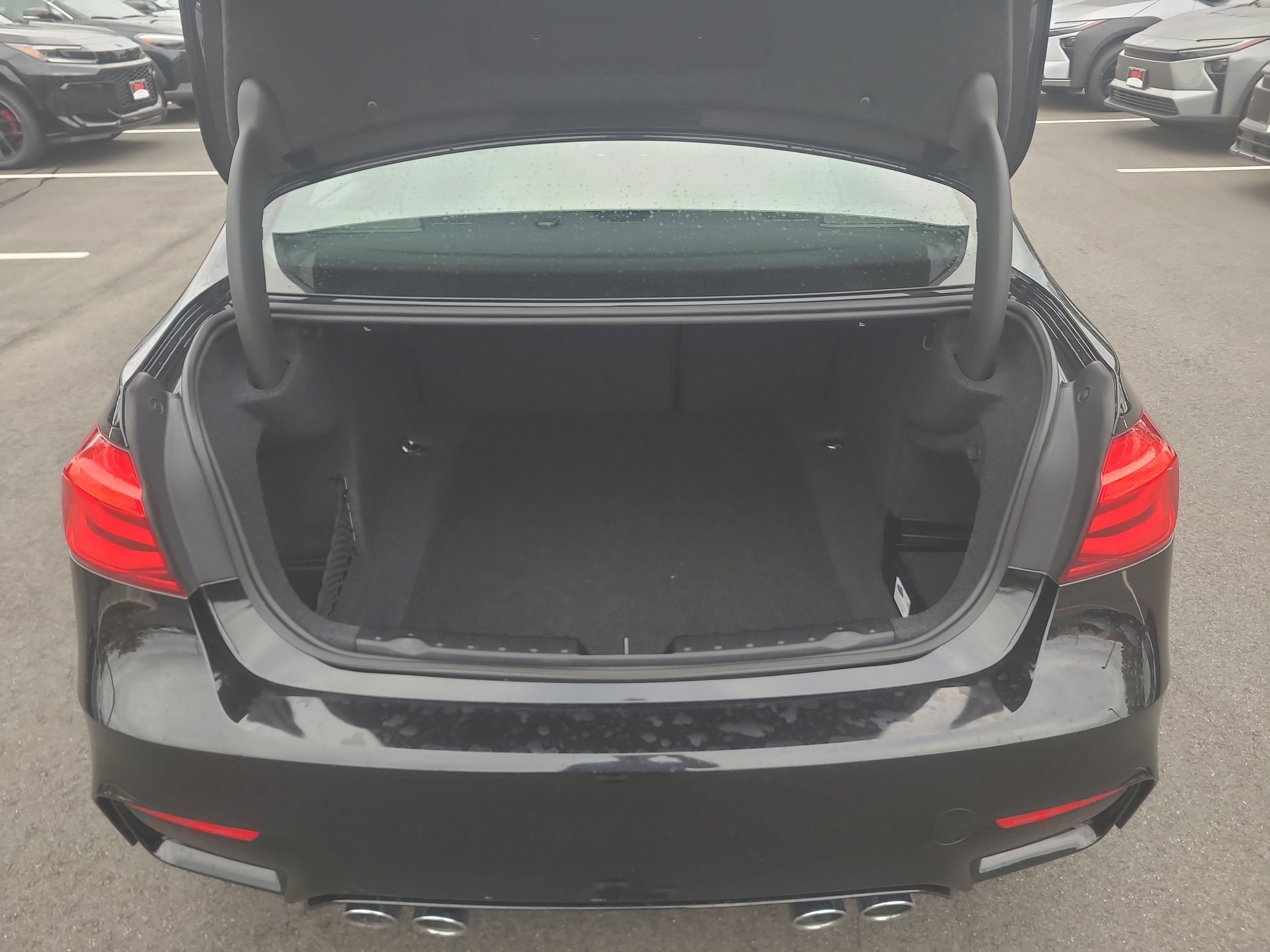 Used 2018 BMW M3 CS RWD image 29