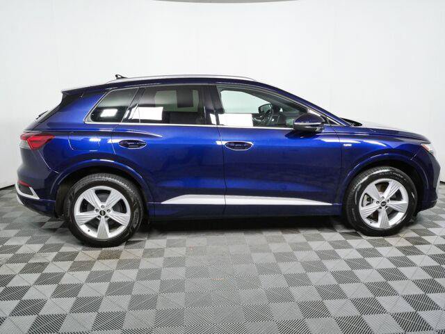 Used 2023 Audi Q4 e-tron Premium Plus w/ Premium Plus AWD/4WD image 2