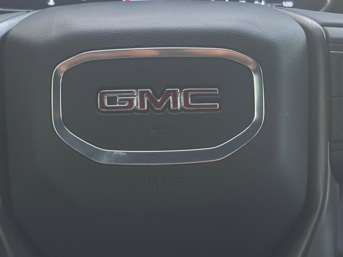 Used 2025 GMC Sierra 1500 AT4 w/ AT4 Premium Package image 12