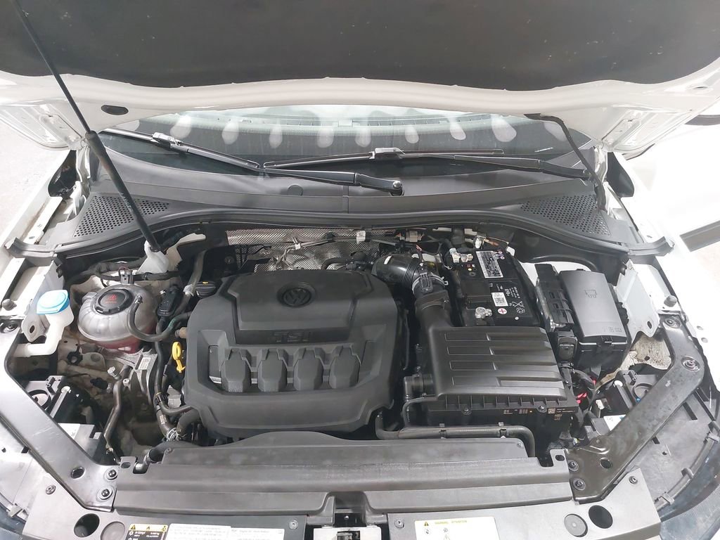 Used 2022 Volkswagen Tiguan SE image 30