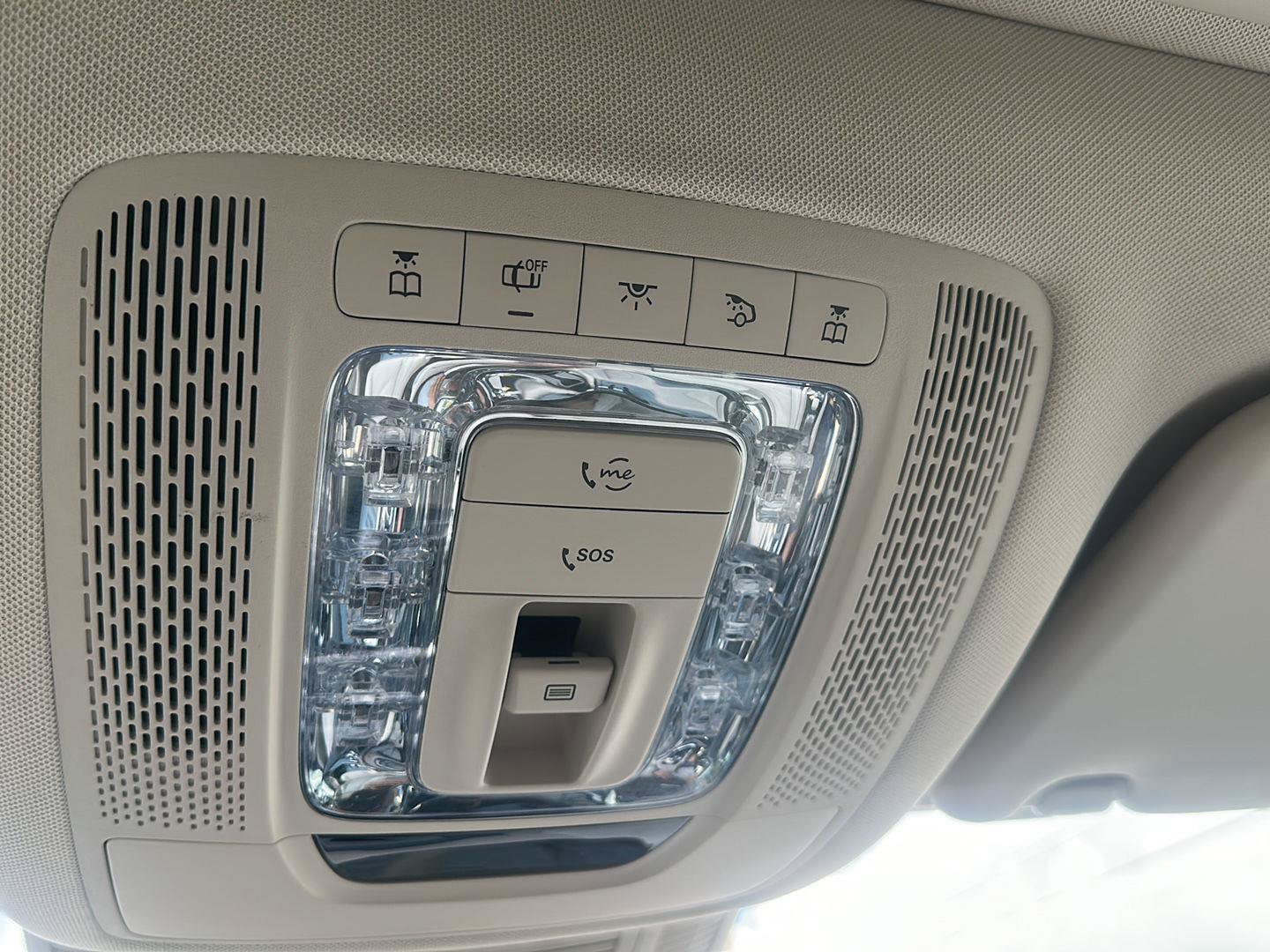 Used 2020 Mercedes-Benz GLS 450 4MATIC image 43