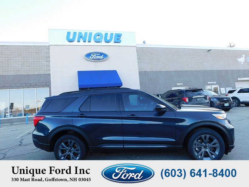 Used 2022 Ford Explorer XLT w/ Equipment Group 202A AWD/4WD image 2