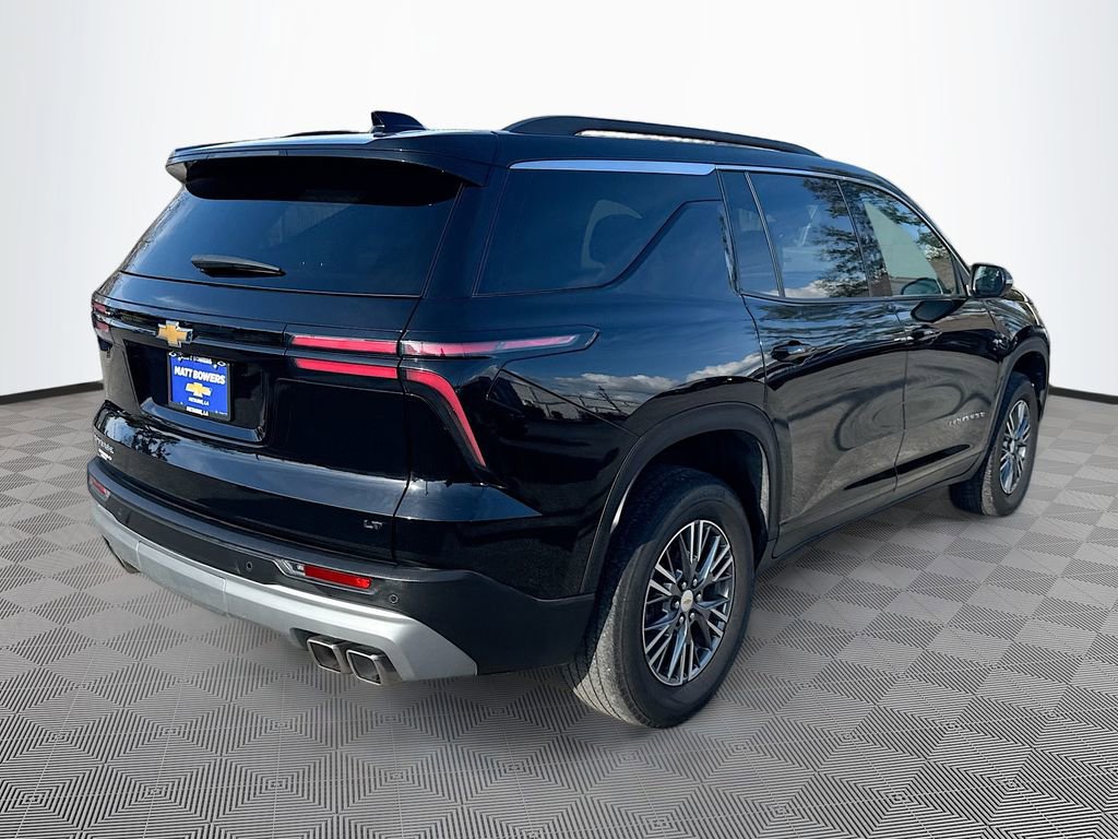 Used 2024 Chevrolet Traverse LT image 5