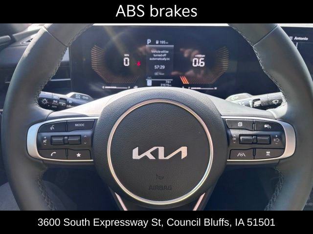 Used 2025 Kia K5 GT-Line AWD/4WD image 19