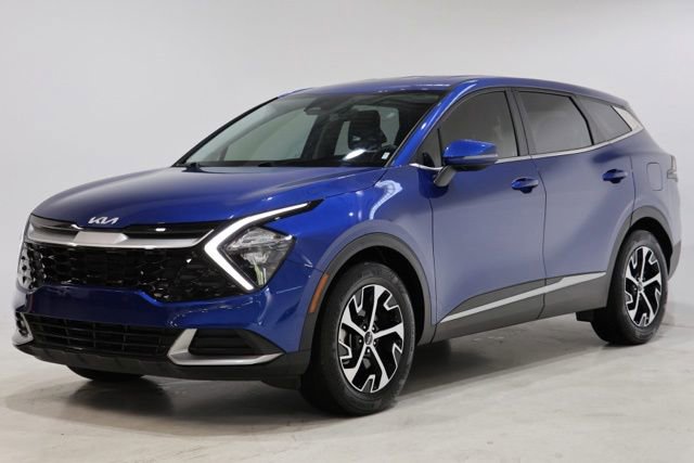 Used 2023 Kia Sportage EX FWD image 3