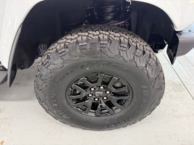 New 2025 Ford Bronco Raptor w/ Interior Carbon Fiber Pack image 5