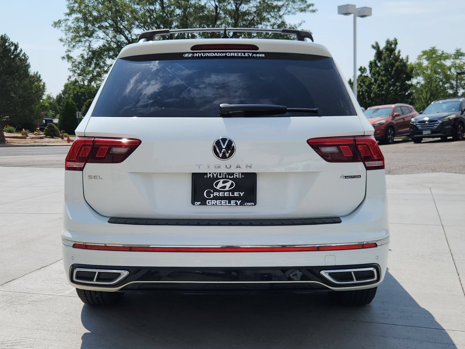 Used 2023 Volkswagen Tiguan SEL R-Line AWD/4WD image 4