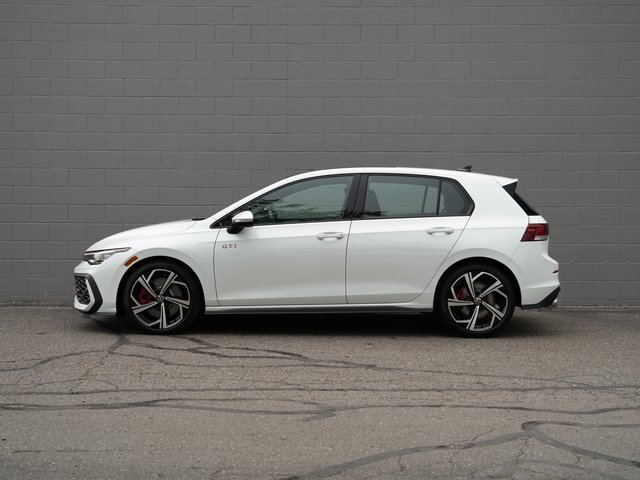 New 2025 Volkswagen GTI SE image 3