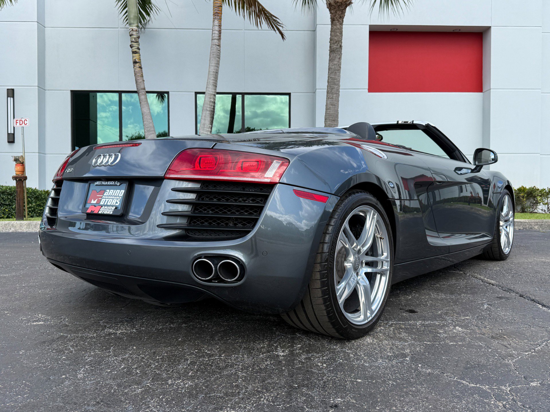 Used 2012 Audi R8 V8 AWD/4WD image 16