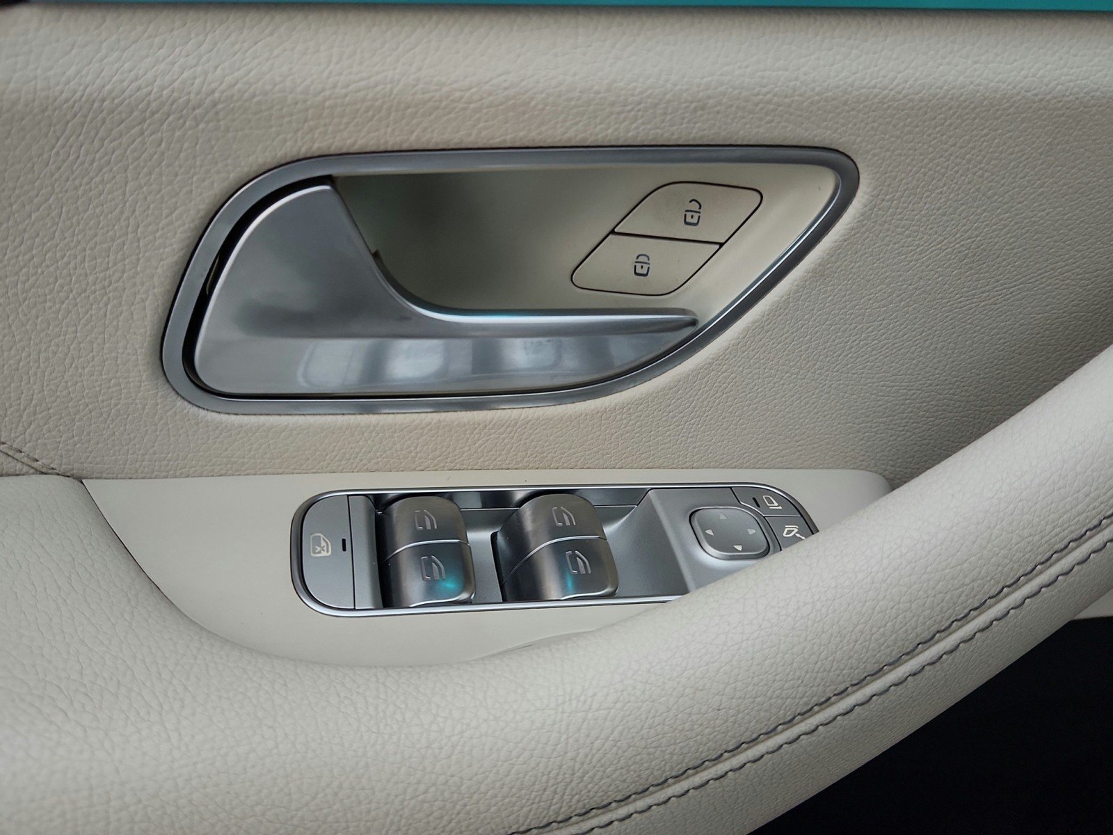Certified 2022 Mercedes-Benz GLE 350 4MATIC image 26