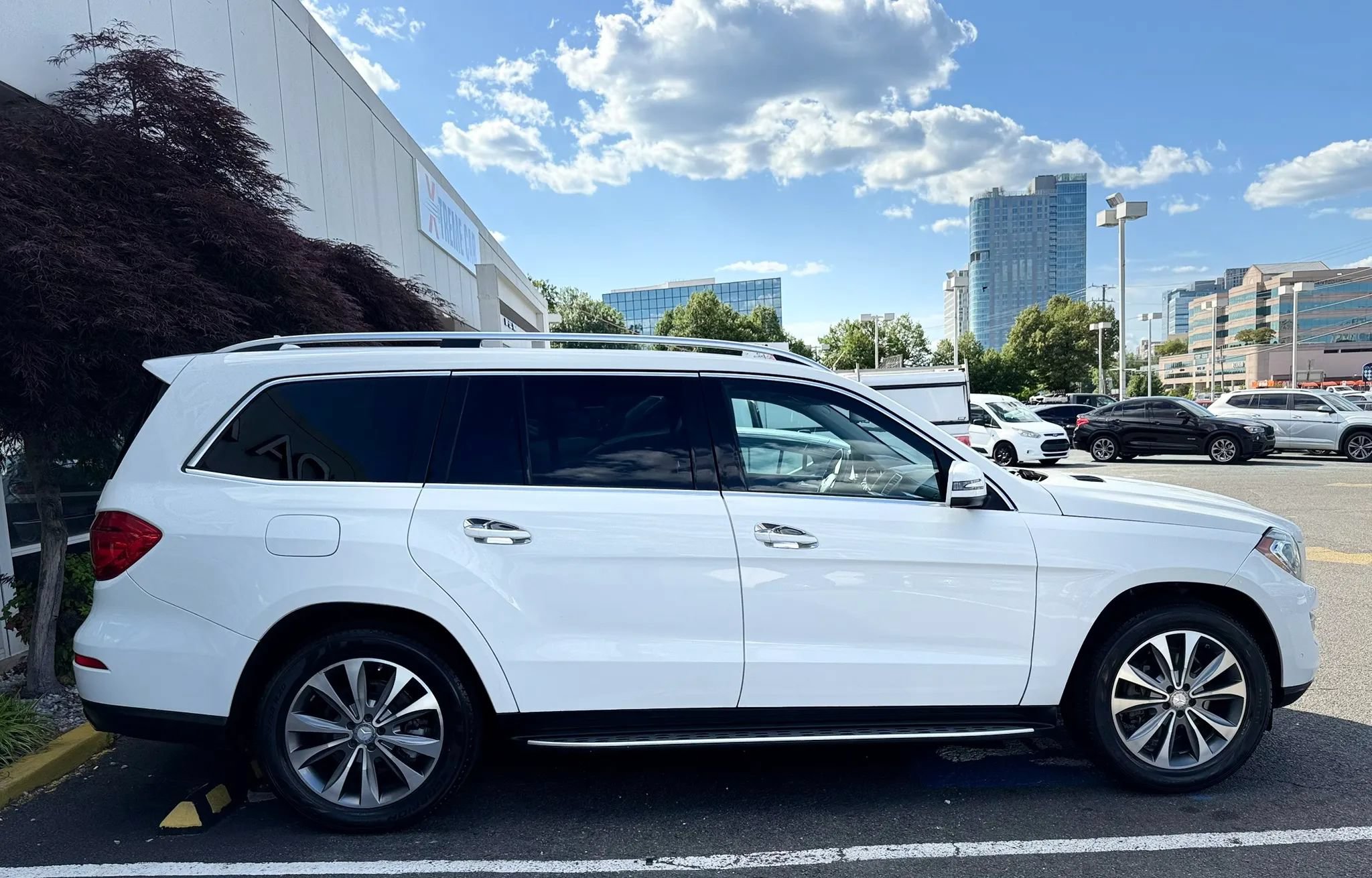 Used 2016 Mercedes-Benz GL 450 4MATIC image 8