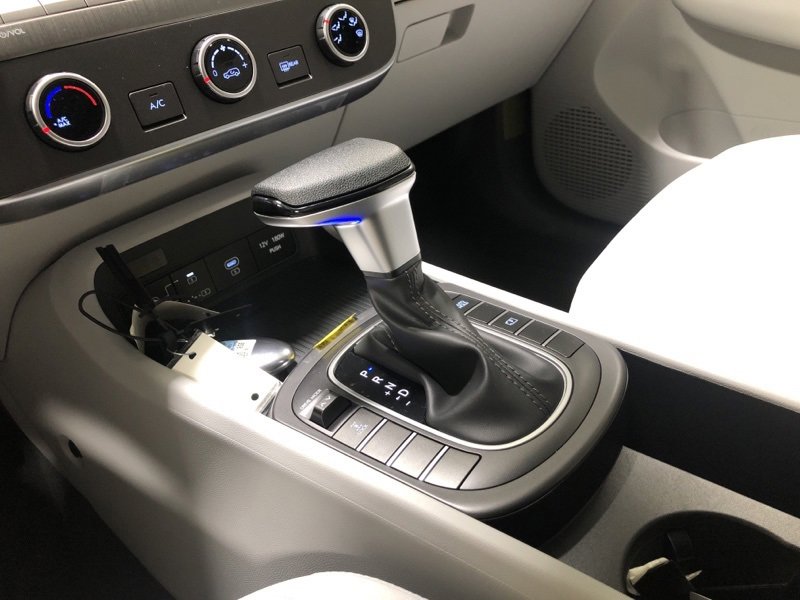 New 2026 Hyundai Kona SE image 29