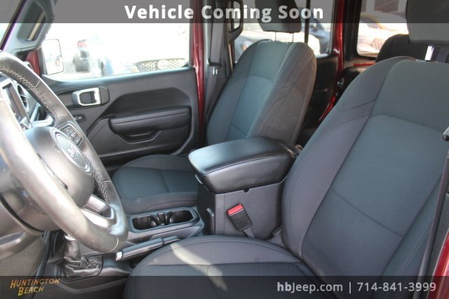 Used 2022 Jeep Wrangler Unlimited Sport image 31