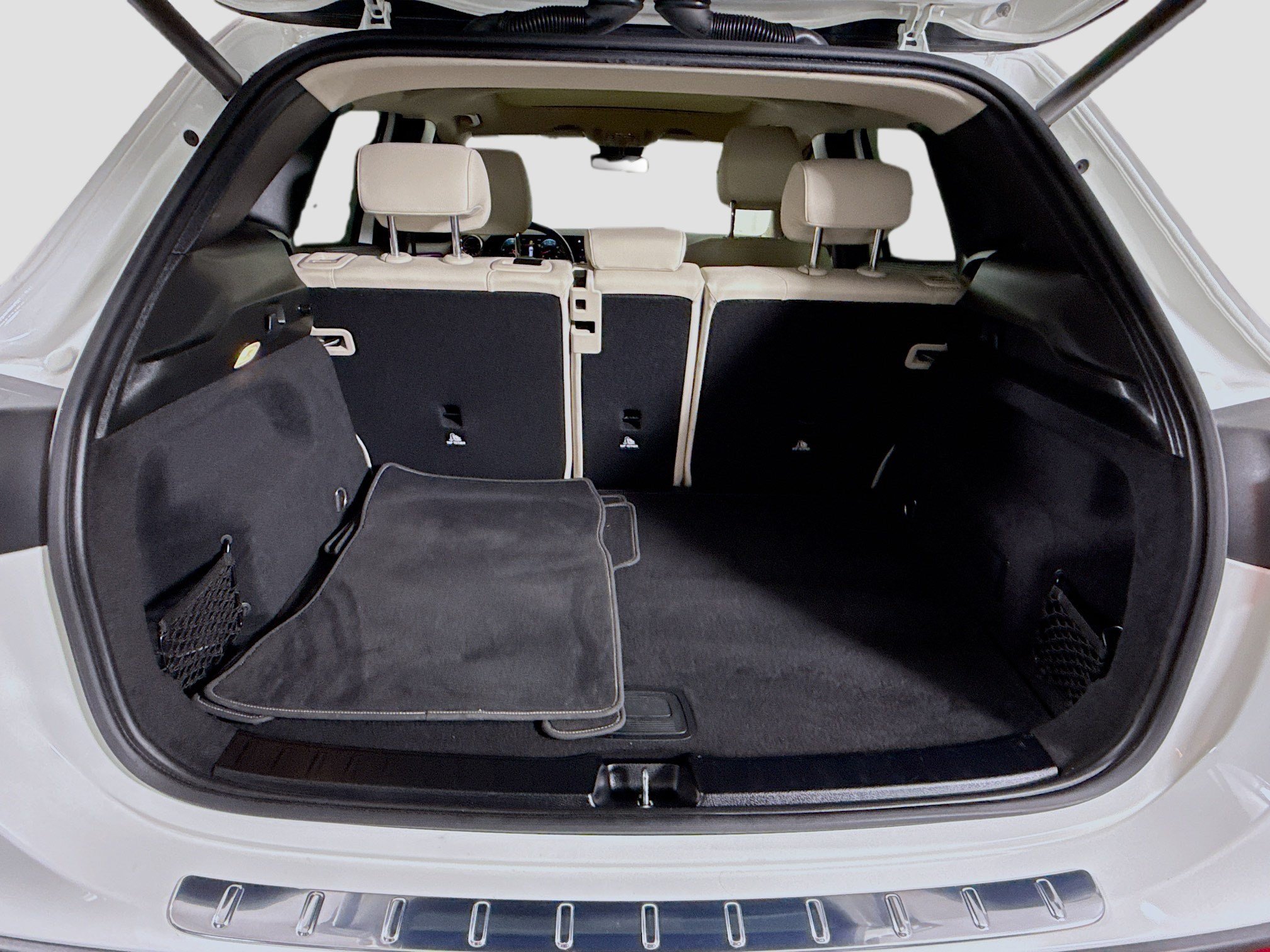 Used 2022 Mercedes-Benz GLA 250 4MATIC image 35