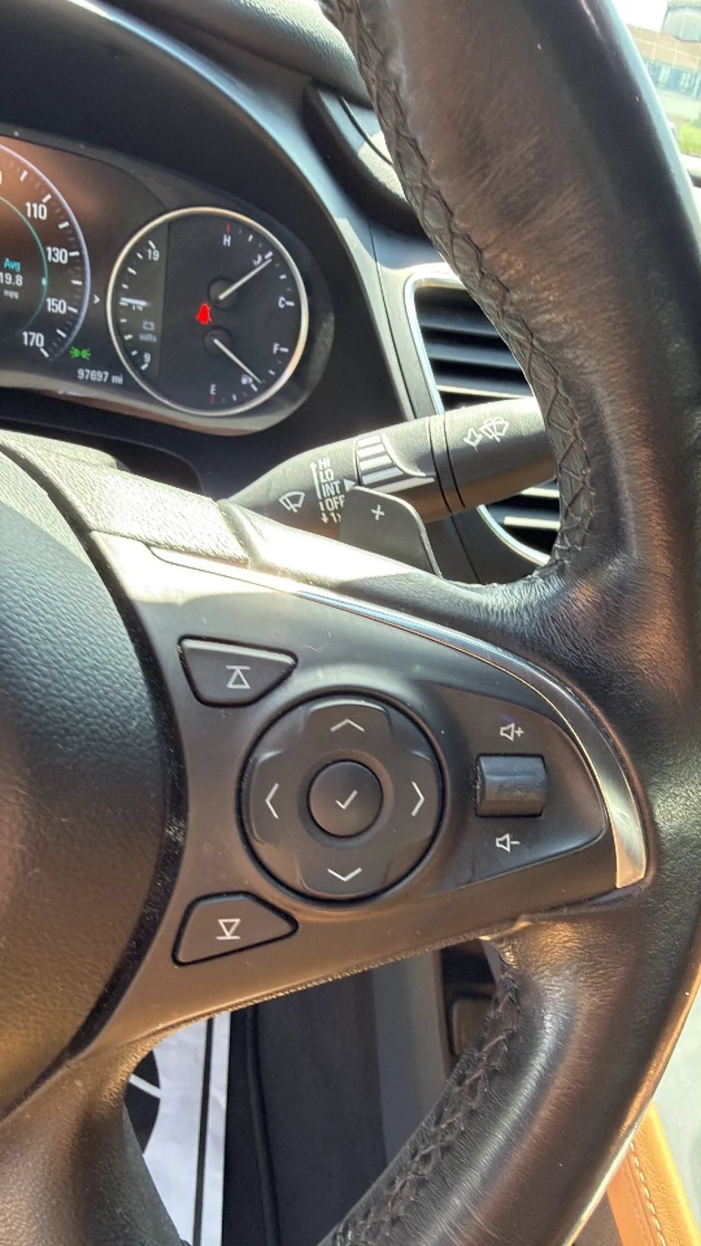 Used 2017 Buick LaCrosse Essence w/ Sun and Shade Package FWD image 14