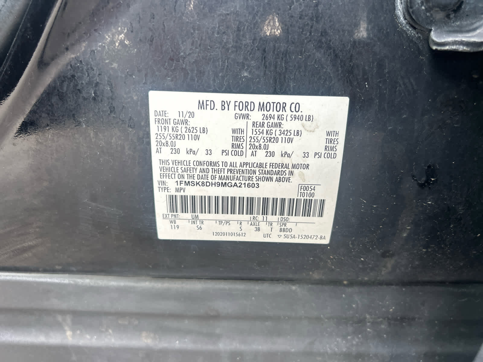 Used 2021 Ford Explorer XLT w/ Equipment Group 202A AWD/4WD image 16