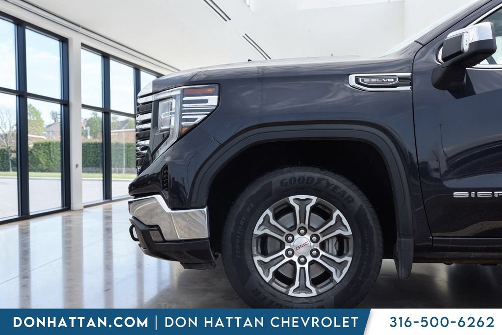 Used 2025 GMC Sierra 1500 SLT AWD/4WD image 29