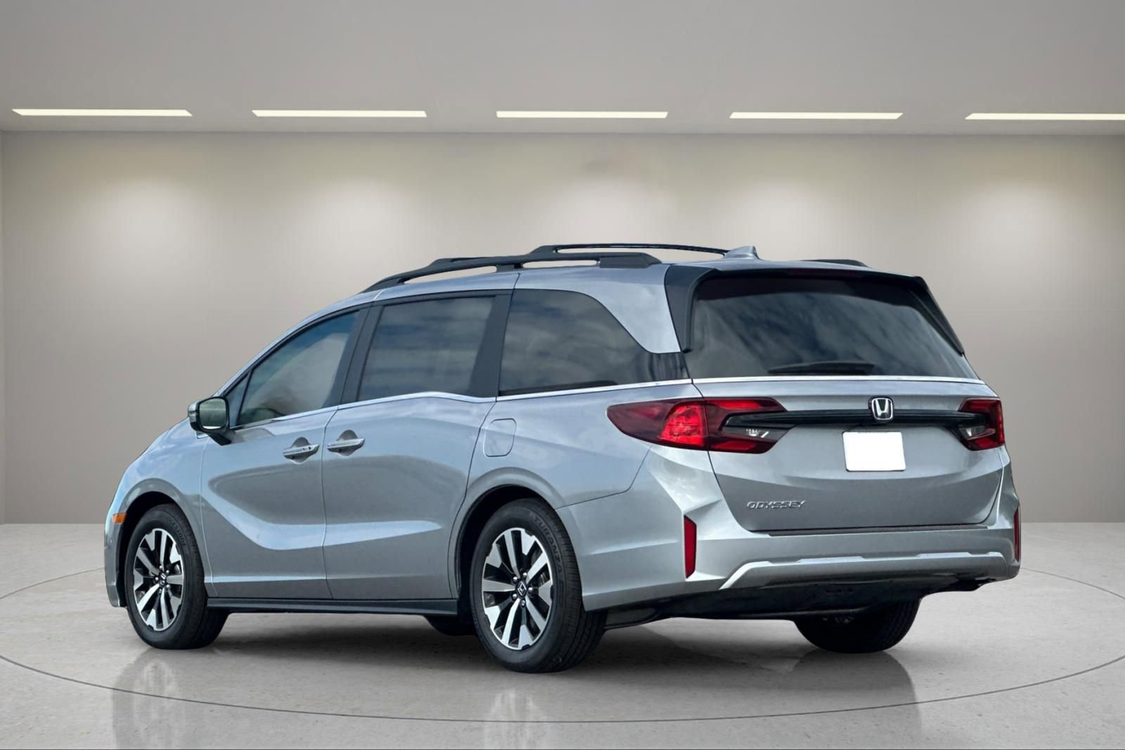 Used 2026 Honda Odyssey EX-L image 5