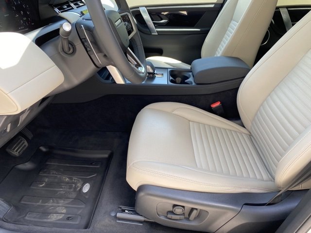 Certified 2024 Land Rover Discovery Sport S image 21