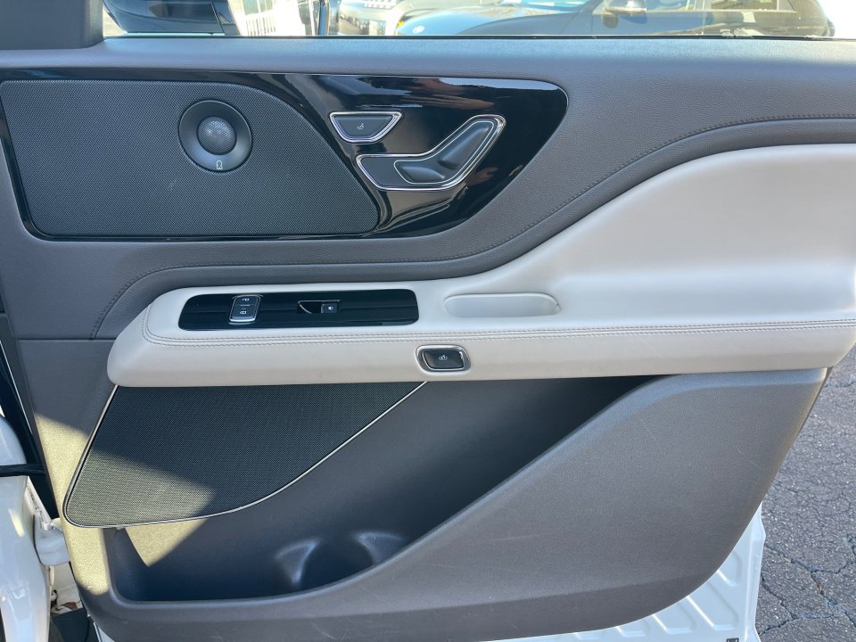 Used 2021 Lincoln Aviator Grand Touring w/ Equipment Group 301A image 31