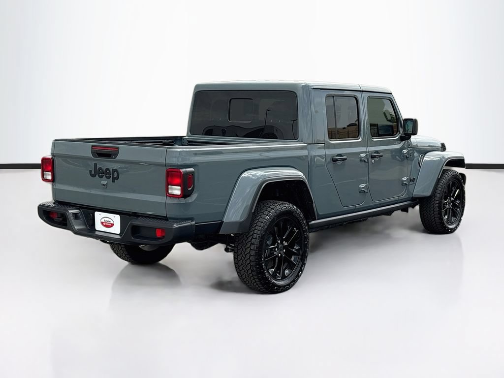 Used 2025 Jeep Gladiator Sport AWD/4WD image 5