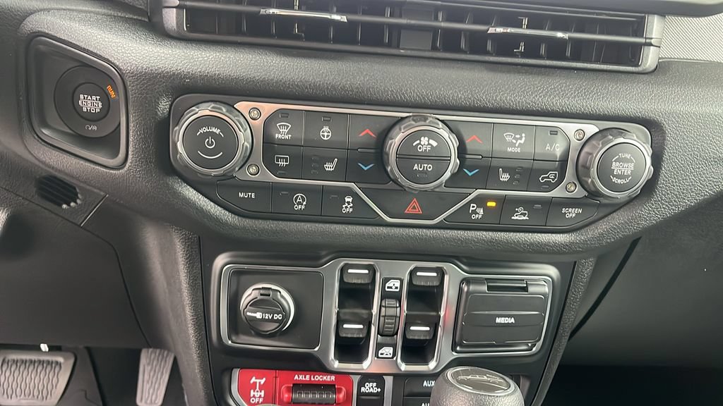 New 2026 Jeep Gladiator Sport AWD/4WD image 15
