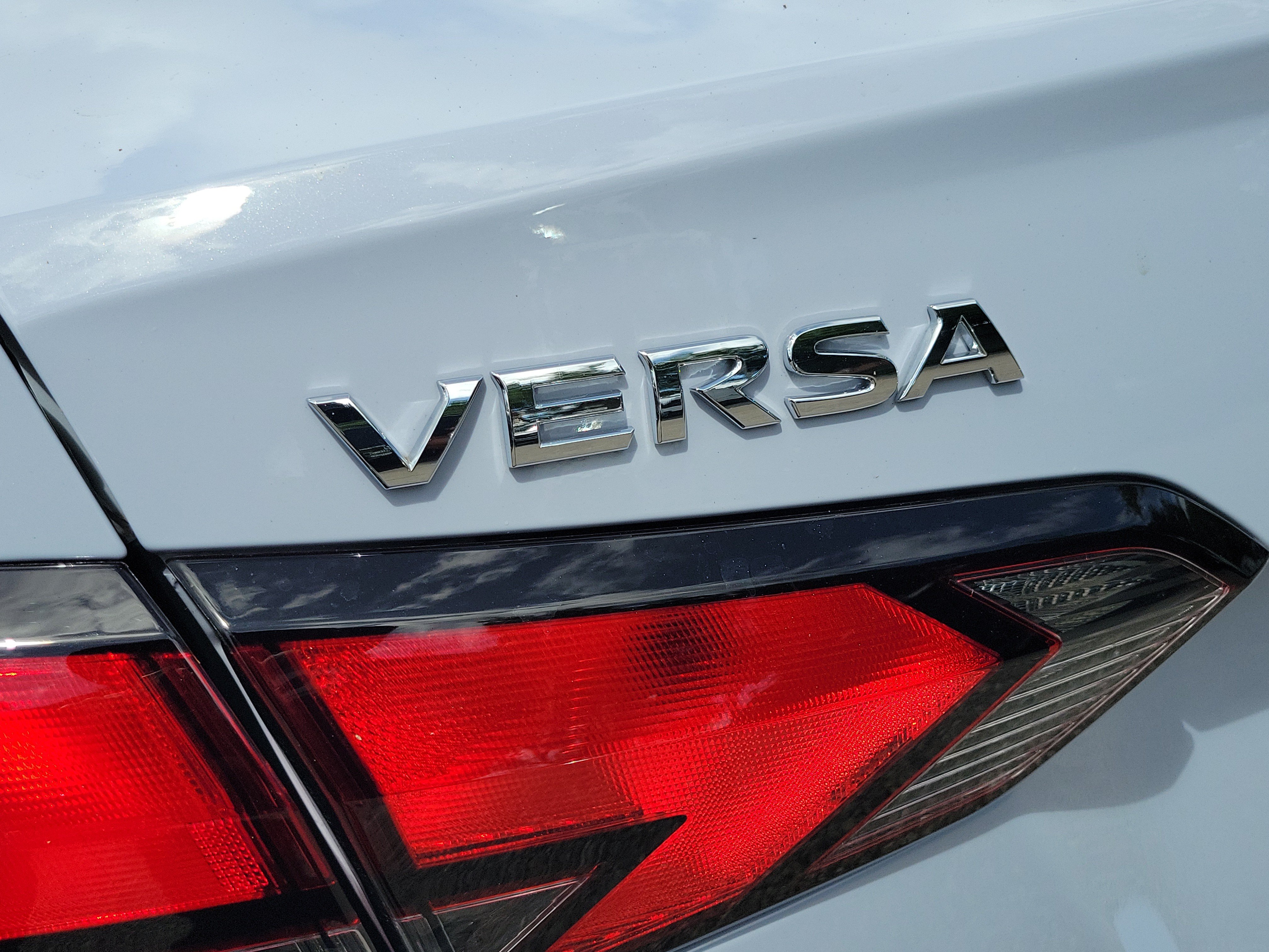 Certified 2024 Nissan Versa SV w/ Trunk Package FWD image 10