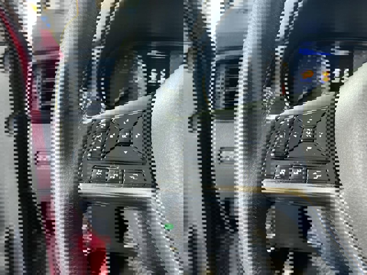 Used 2017 Nissan Rogue Sport SL image 16