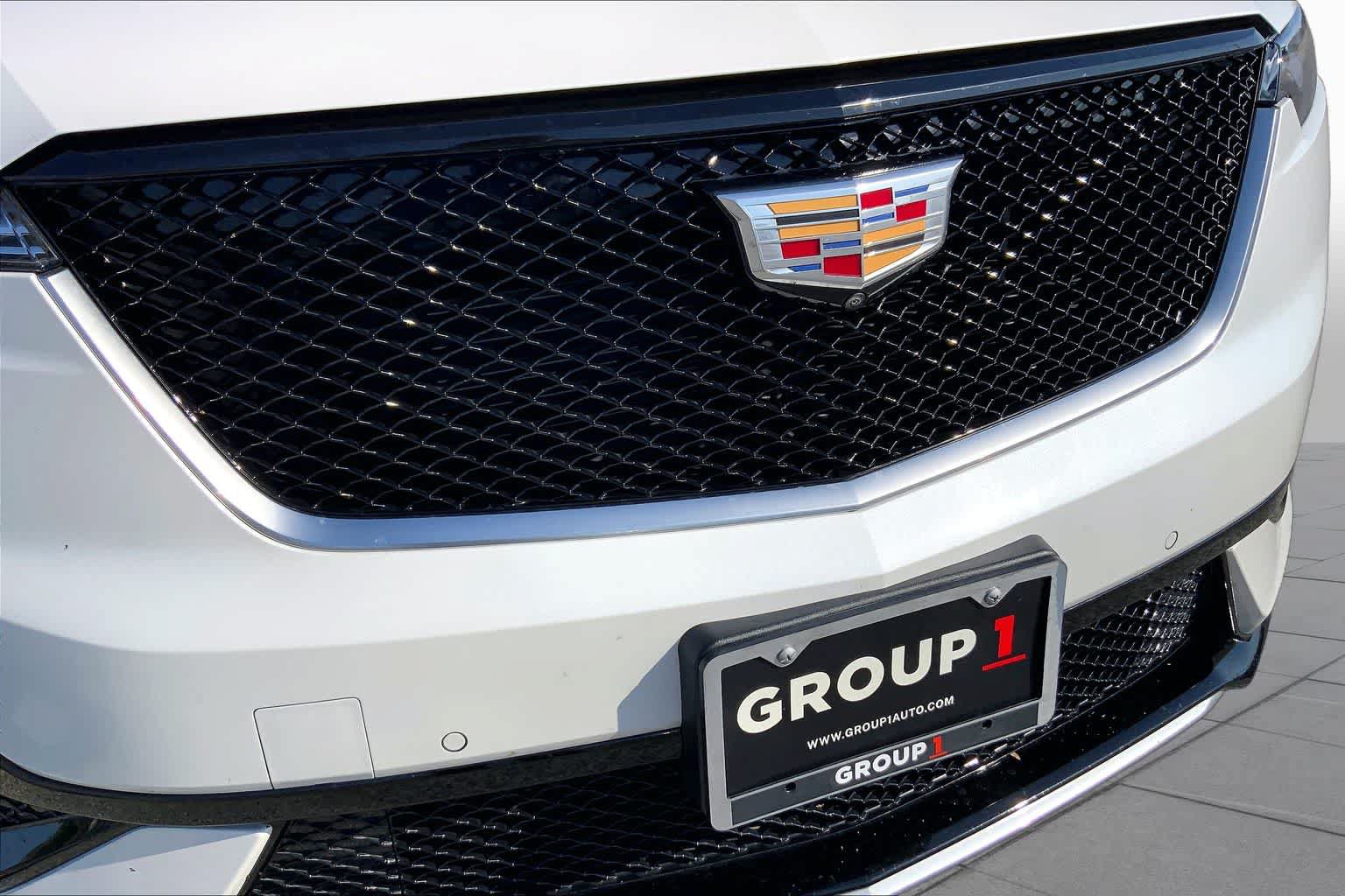 Used 2025 Cadillac XT6 Sport w/ Technology Package AWD/4WD image 29