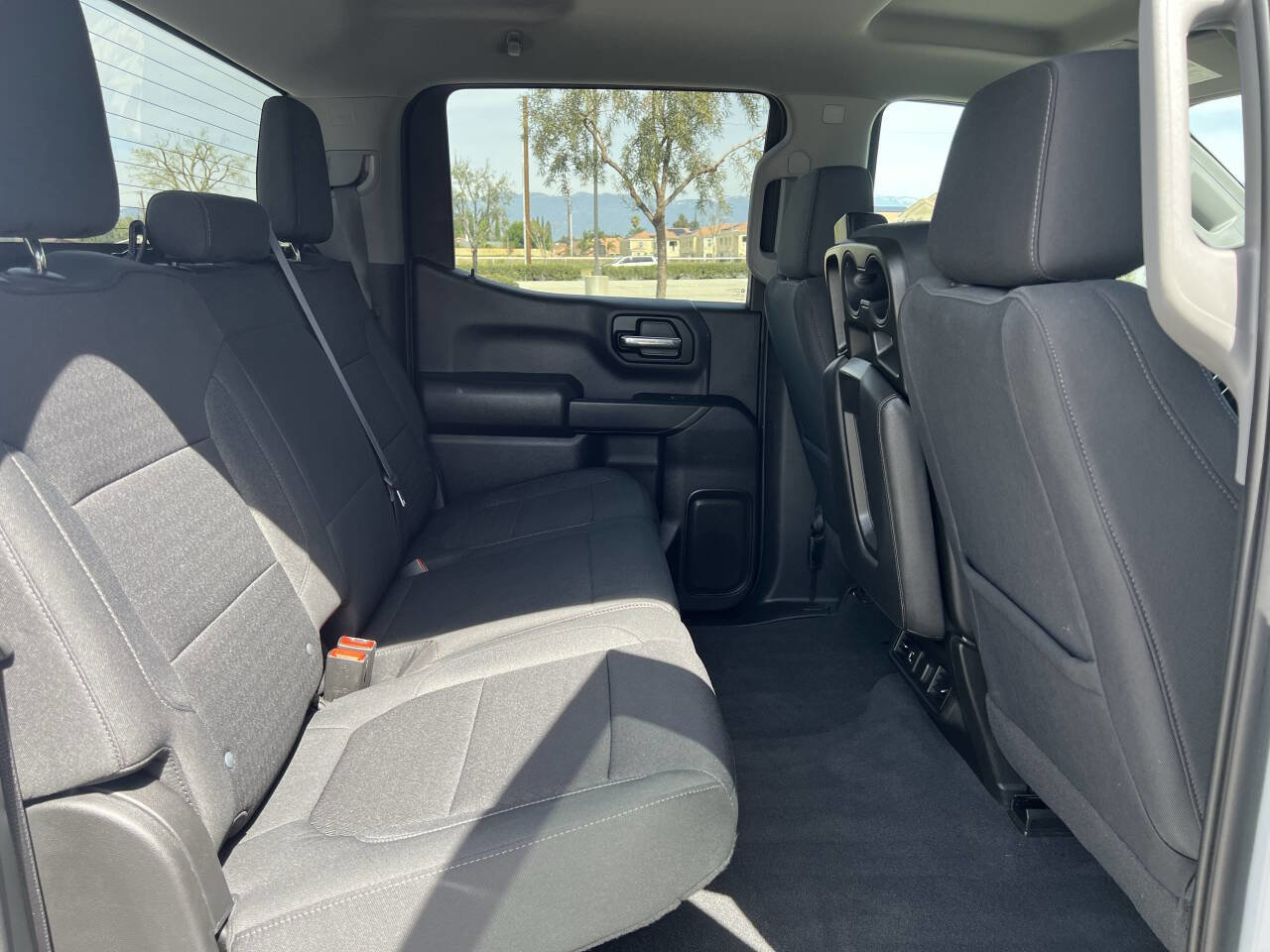 Used 2022 Chevrolet Silverado 1500 LT image 23