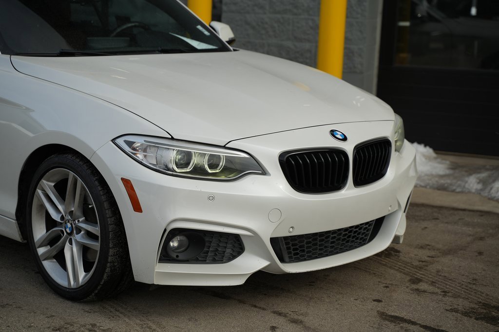 Used 2017 BMW 230i Convertible image 29