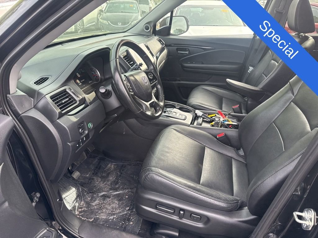 Used 2019 Honda Pilot Touring image 11