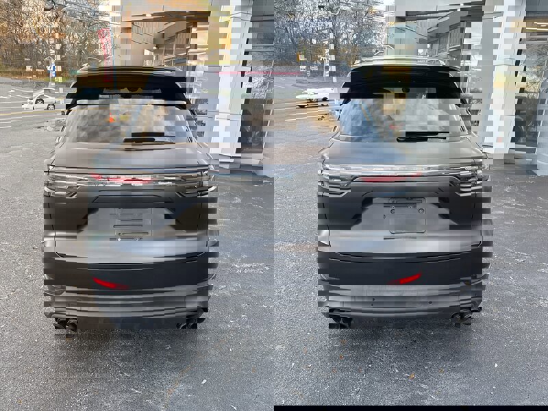 Used 2021 Porsche Cayenne S w/ Premium Package image 5