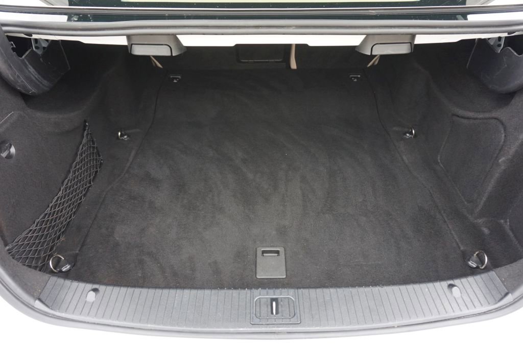 Used 2015 Mercedes-Benz E 350 Sedan image 22