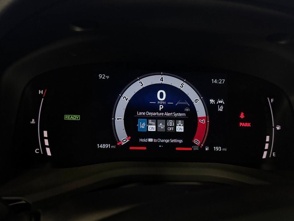 Used 2025 Toyota Camry SE w/ Convenience Package FWD image 20