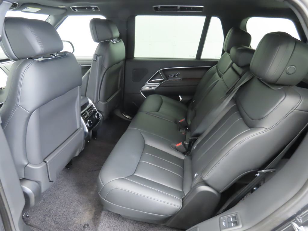 New 2025 Land Rover Range Rover Long Wheelbase SE image 23