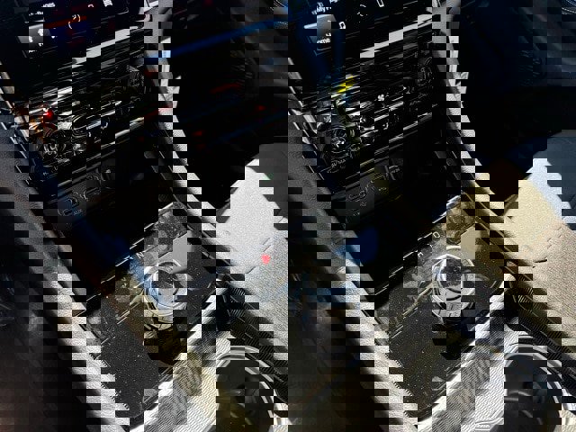 New 2025 Jeep Grand Cherokee Laredo image 17