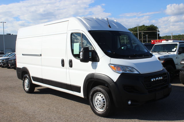 Used 2026 RAM ProMaster 3500 w/ Convenience Group FWD image 1