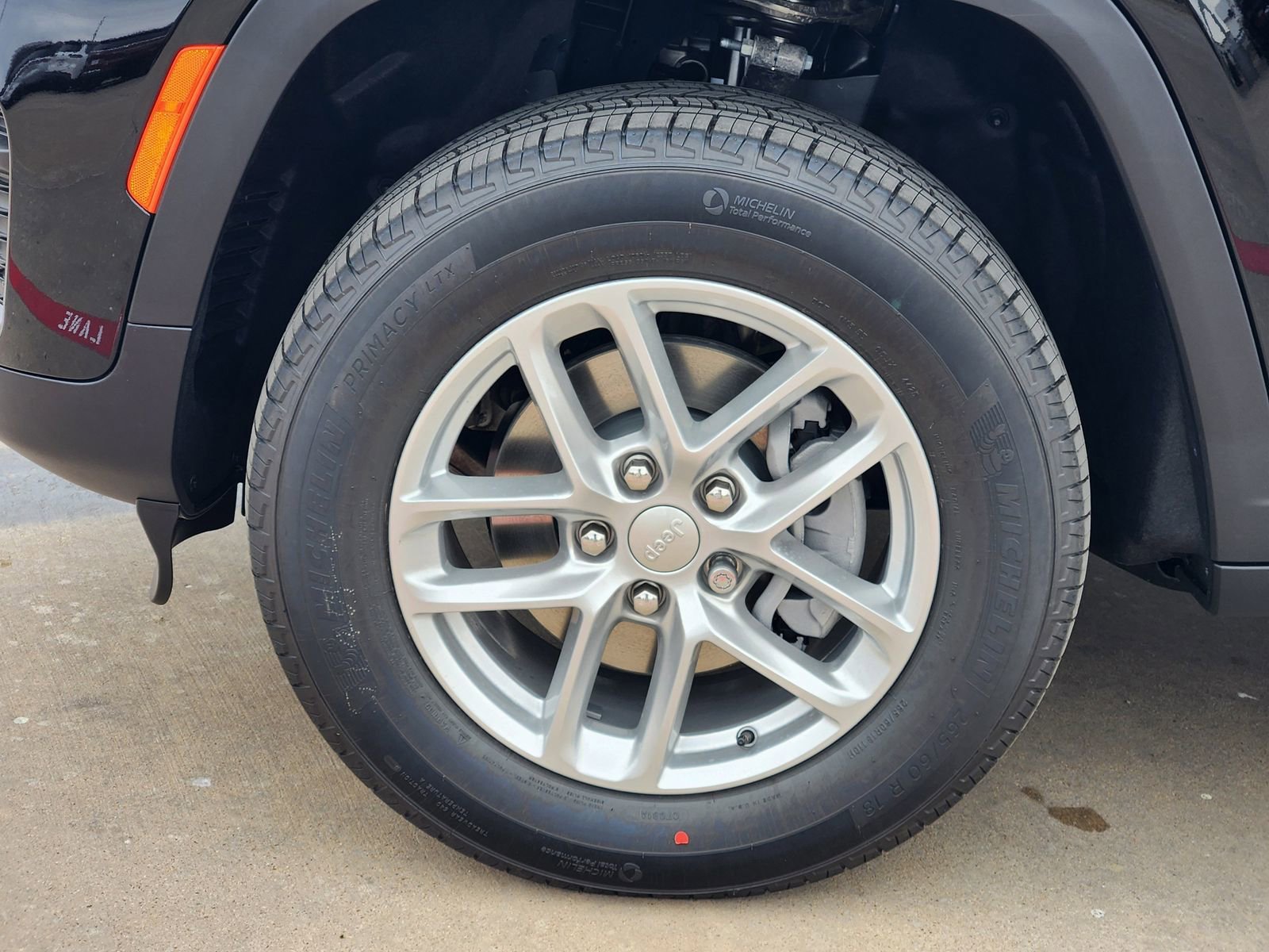 New 2025 Jeep Grand Cherokee Laredo X image 11