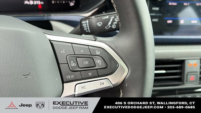Used 2023 Volkswagen Taos SE AWD/4WD image 14