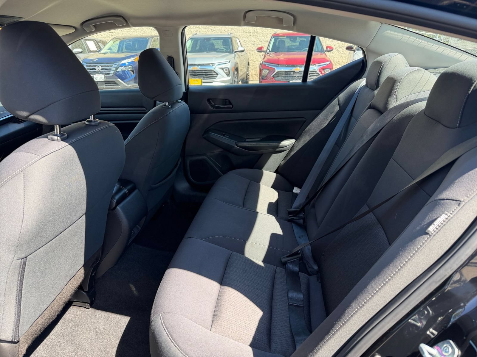 Used 2025 Nissan Altima 2.5 SV FWD image 25