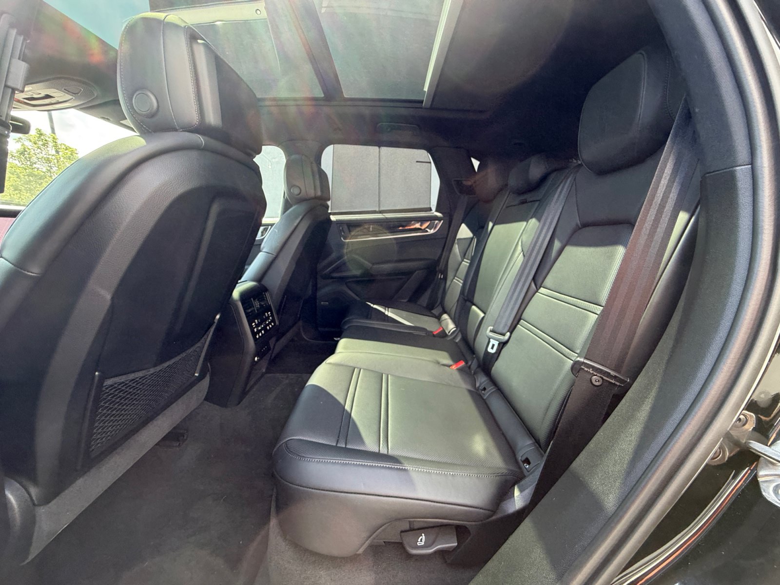 Used 2025 Porsche Cayenne S AWD/4WD image 20