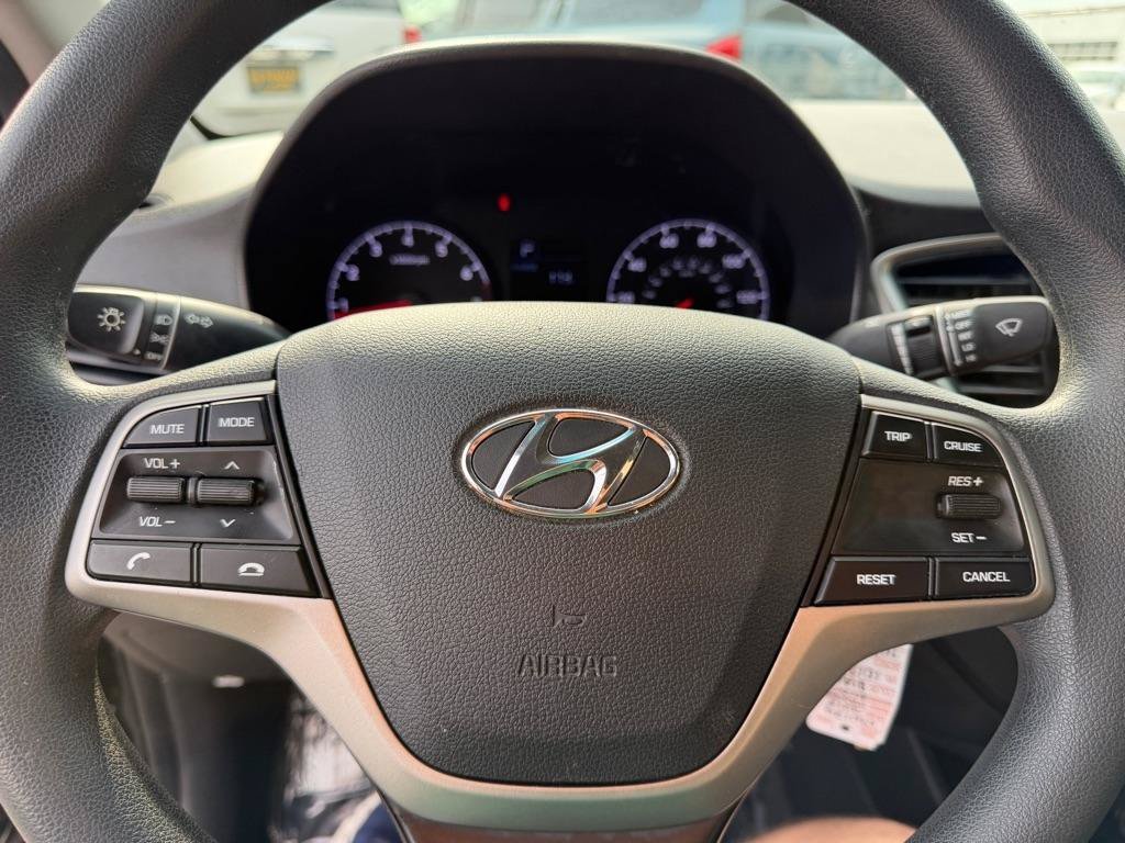 Used 2018 Hyundai Accent SE FWD image 24