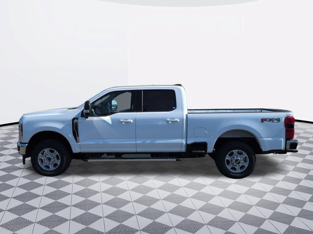 New 2026 Ford F250 XLT w/ XLT Premium Package AWD/4WD image 2