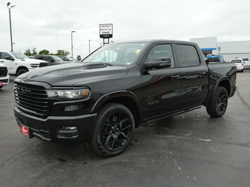 Used 2025 RAM 1500 Laramie w/ Night Edition AWD/4WD image 8