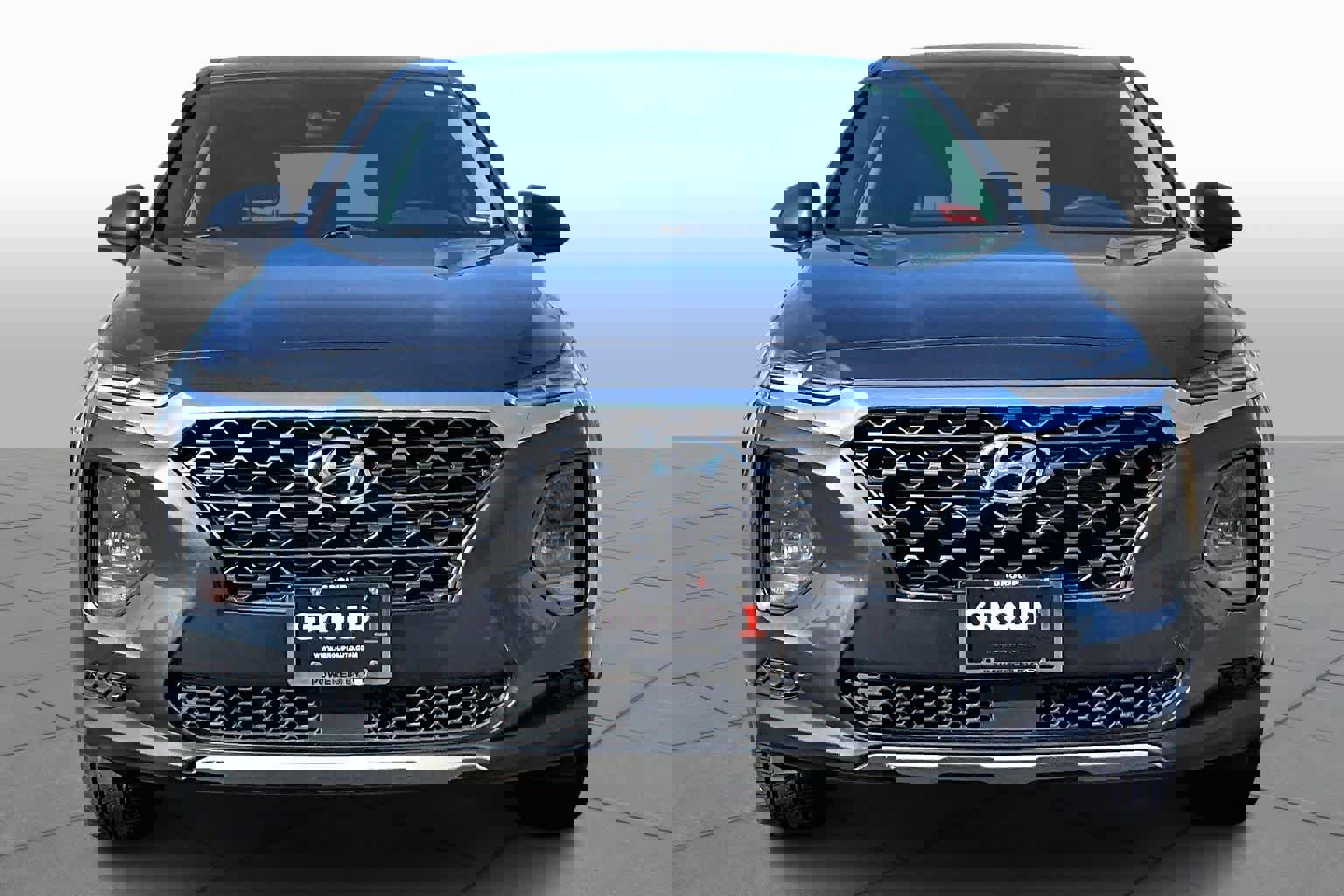 Used 2020 Hyundai Santa Fe SE w/ Cargo Package image 4