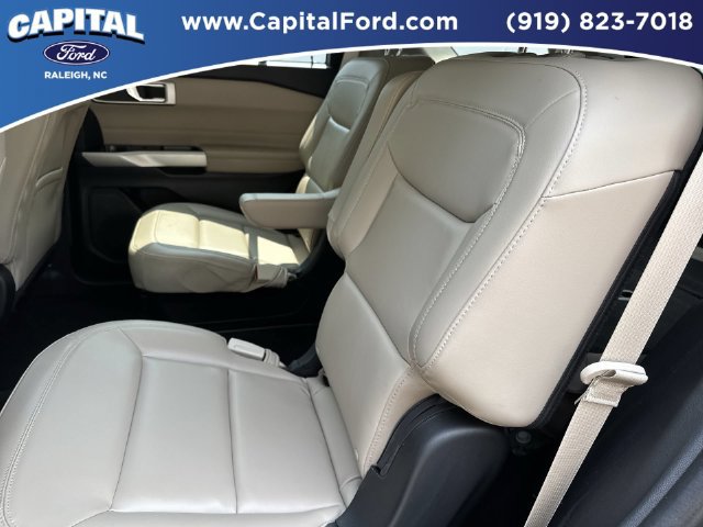 Certified 2023 Ford Explorer XLT w/ Equipment Group 202A AWD/4WD image 18