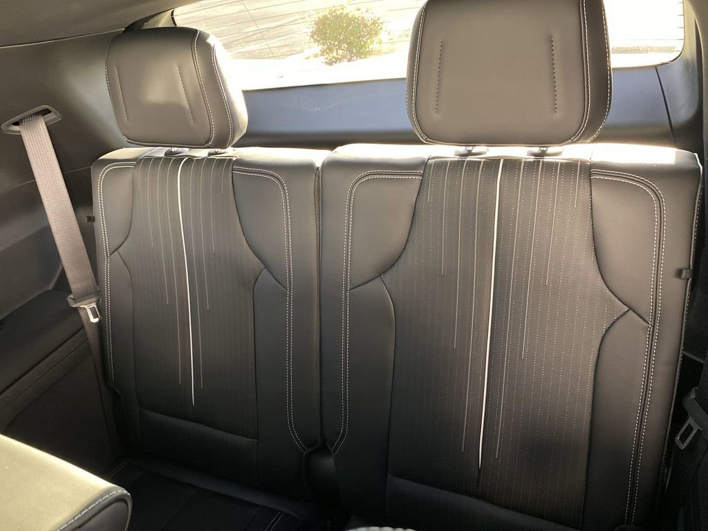 New 2026 Cadillac Vistiq Sport w/ LPO, Premium Carpet Package image 37