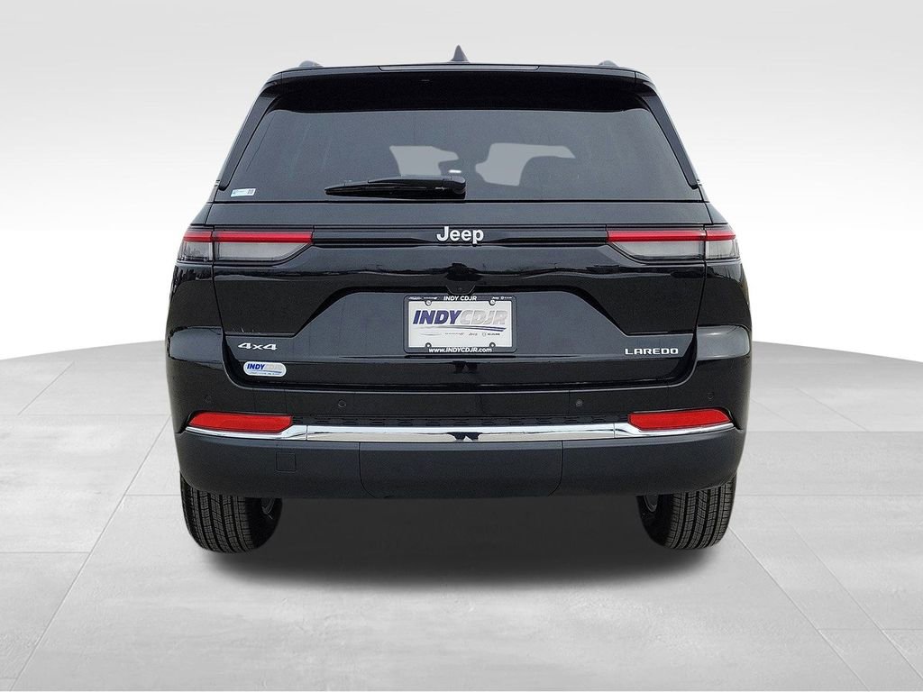New 2025 Jeep Grand Cherokee Laredo X w/ Luxury Tech Group I image 5