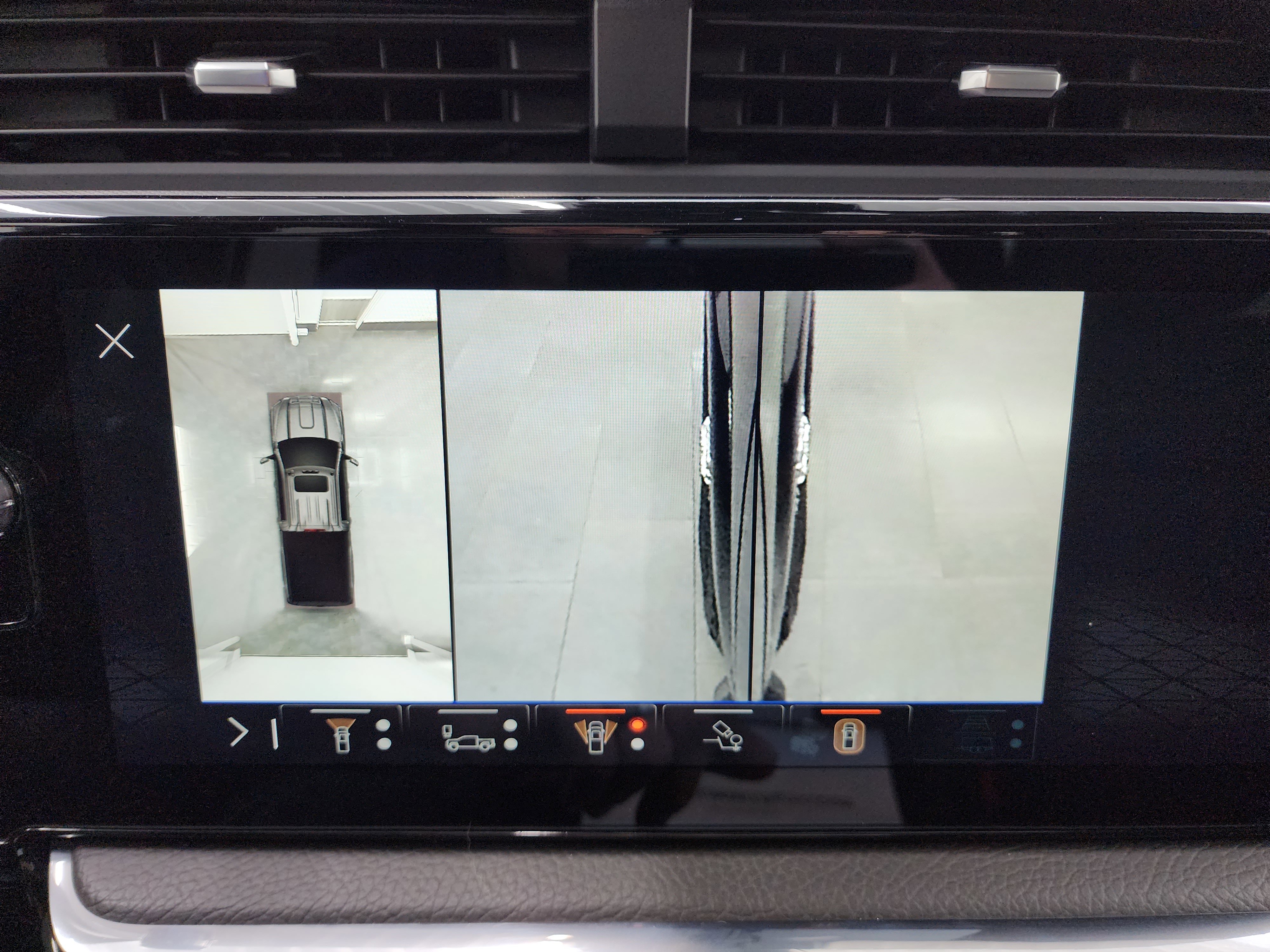 Used 2024 GMC Sierra 2500 Denali w/ Denali Reserve Package image 70